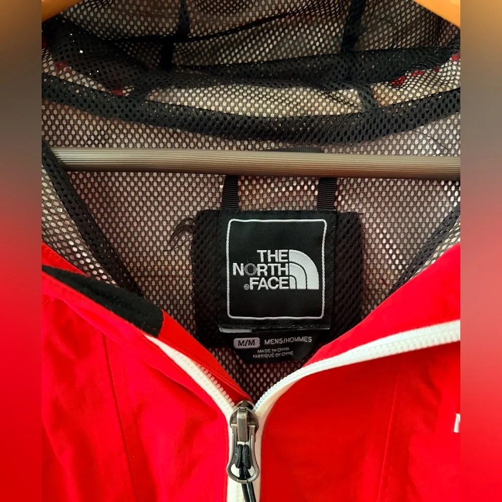 Men’s‎ The North Face Red Zip-Up Jacket